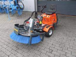 Balayeuse auto porté TOUCHEL Bretagne