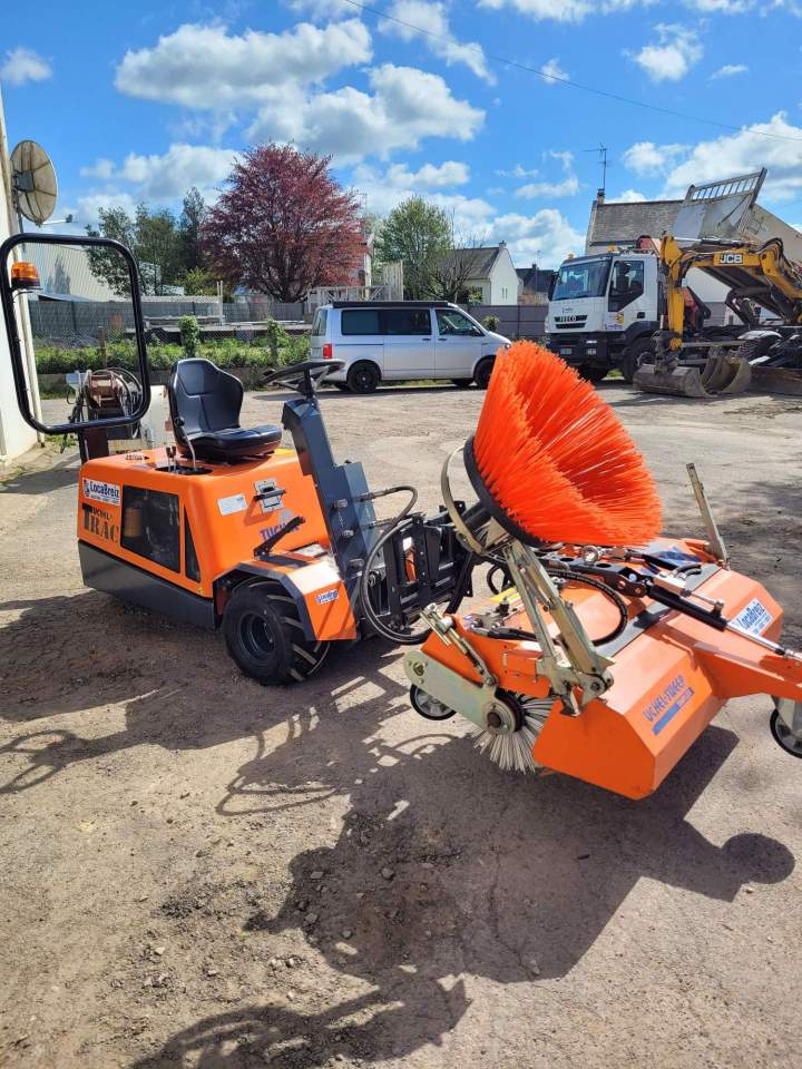 Balayeuse auto porté Tuchel Bretagne